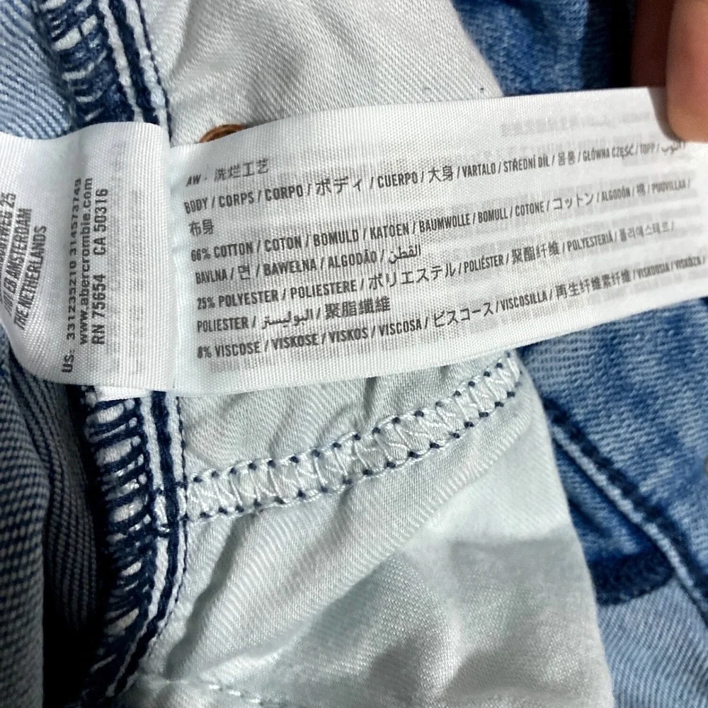 Hollister Vintage Straight Advanced Stretch Distressed Jeans Mens 32x30 Holes